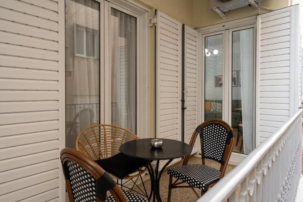 Vibrant Urban Getaway: Modern 1-Bedroom Near Bars, Parks, And Metro Atene Esterno foto